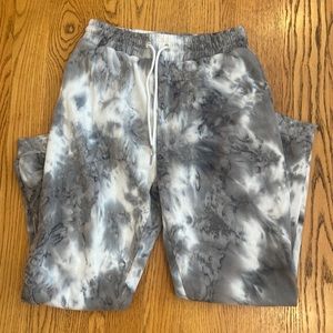 never worn sweatpants